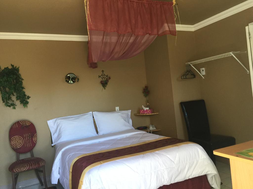 Motel Montgolfiere Jp Saint-Jean-sur-Richelieu Luaran gambar