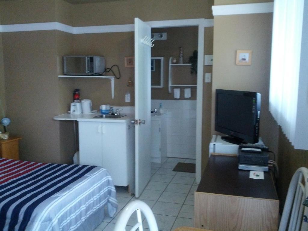 Motel Montgolfiere Jp Saint-Jean-sur-Richelieu Bilik gambar